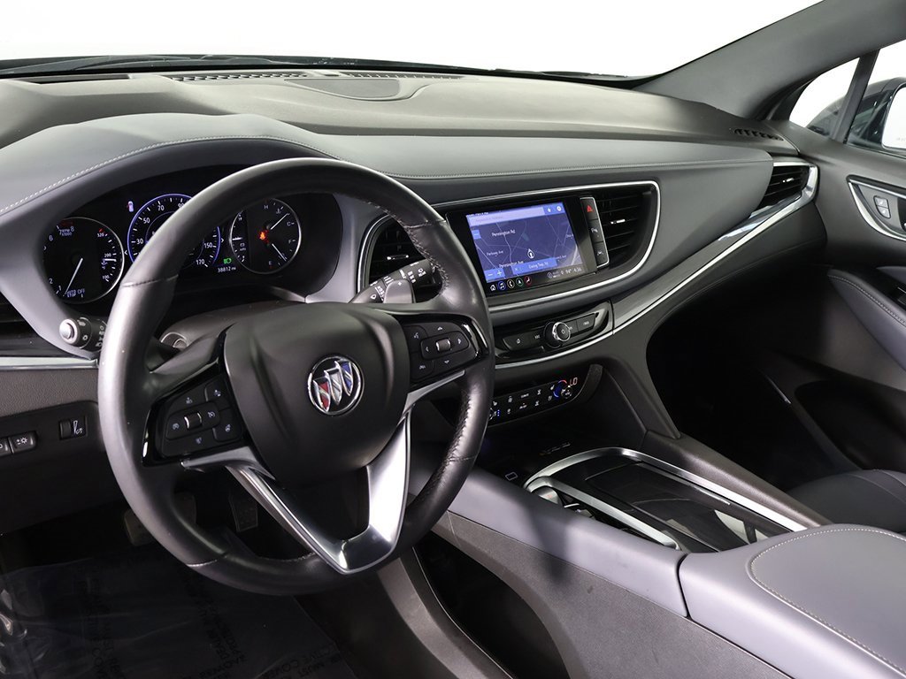 Used 2024 Buick Enclave Premium image 28
