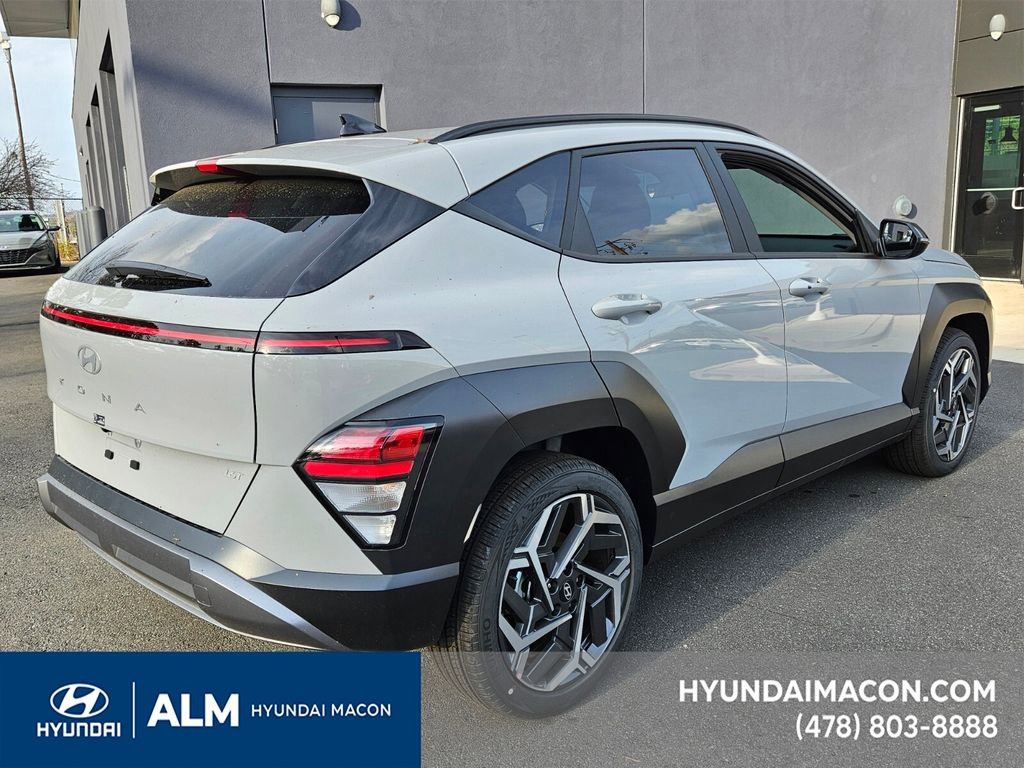 New 2026 Hyundai Kona SEL Premium image 9