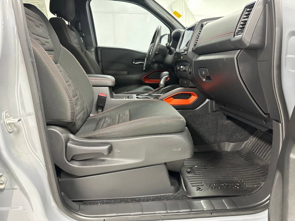 Used 2024 Nissan Frontier PRO-4X w/ Off-Road Protection Package image 22