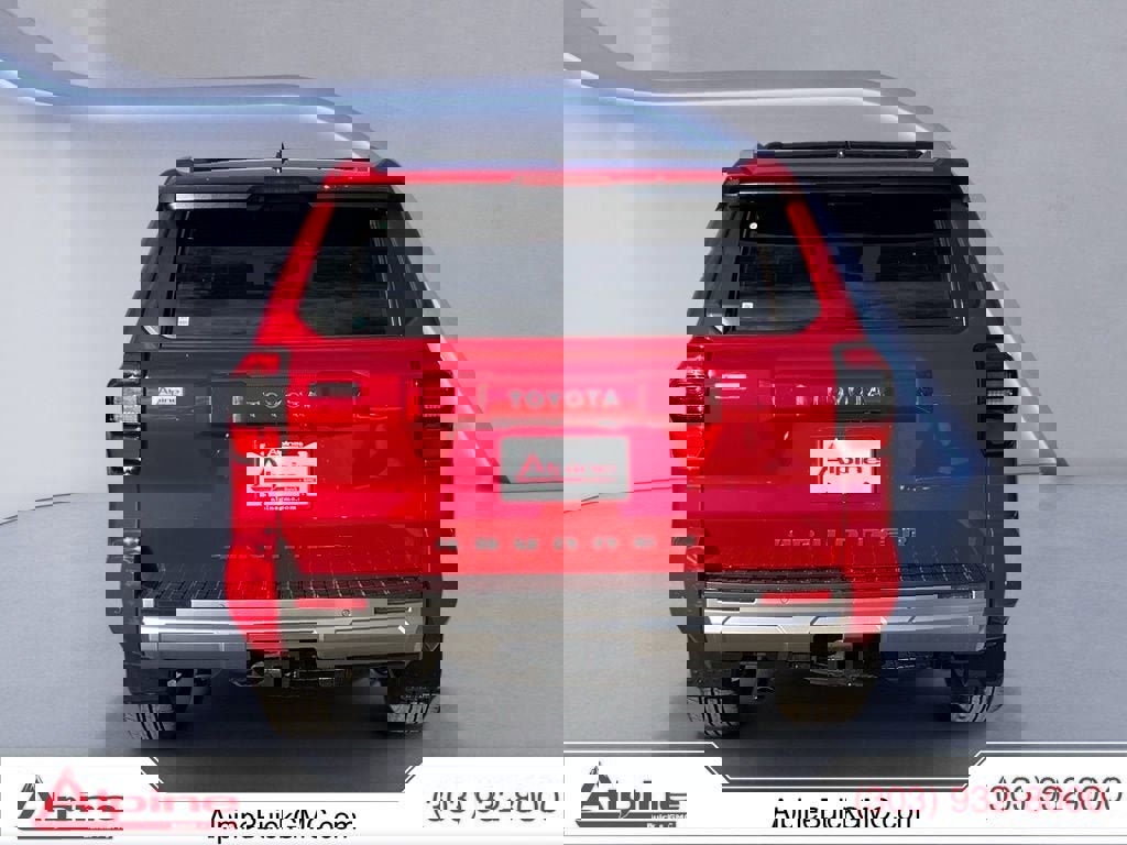 Used 2025 Toyota 4Runner Limited image 4