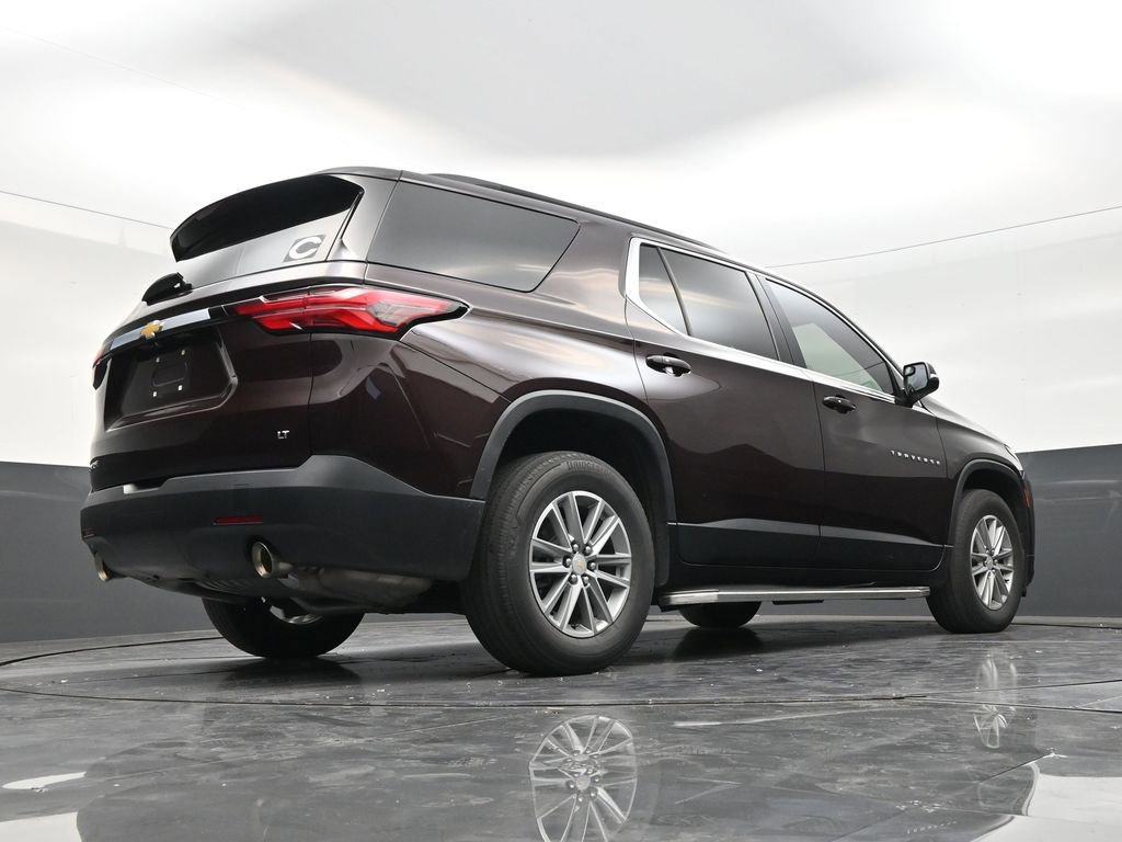 Used 2023 Chevrolet Traverse LT FWD image 25