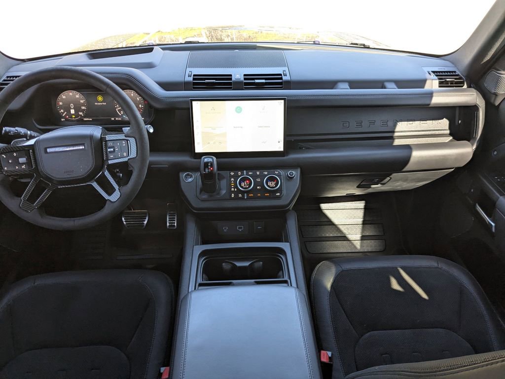 Used 2023 Land Rover Defender 110 V8 image 15
