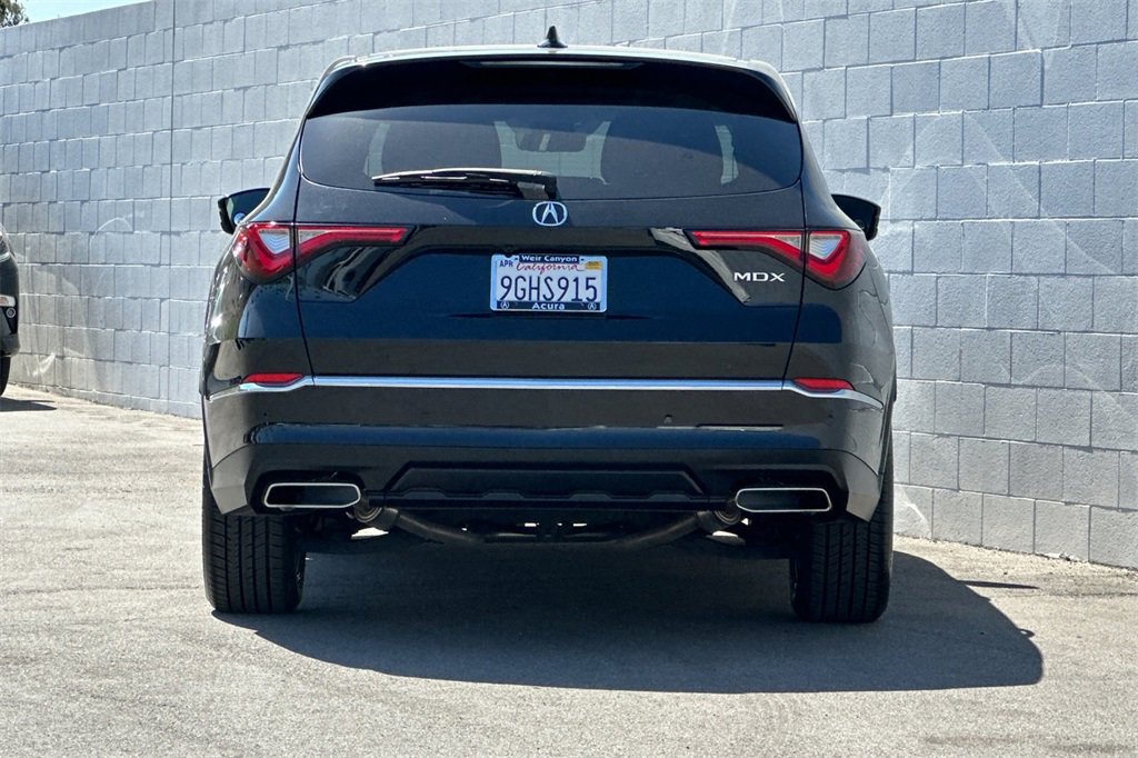 Certified 2023 Acura MDX FWD w/ Technology Package image 9