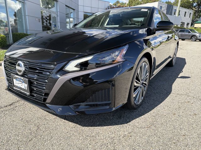 New 2026 Nissan Altima 2.5 SV w/ SV Premium Package FWD image 4