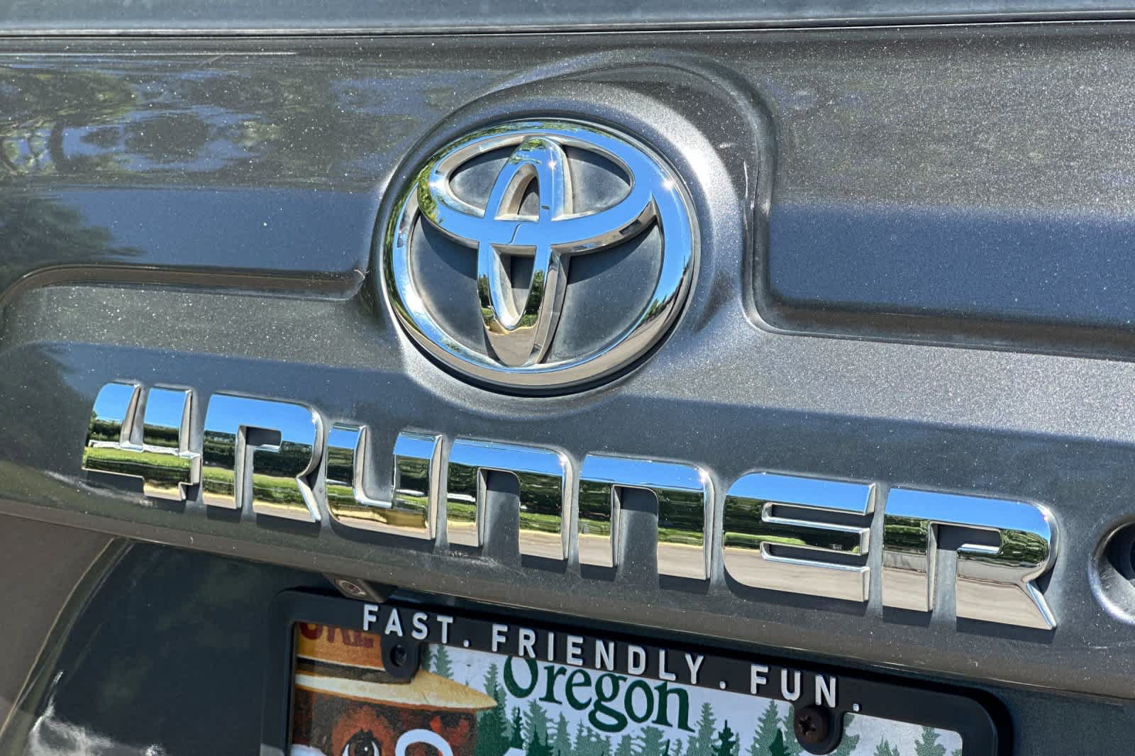 Used 2018 Toyota 4Runner SR5 Premium AWD/4WD image 28