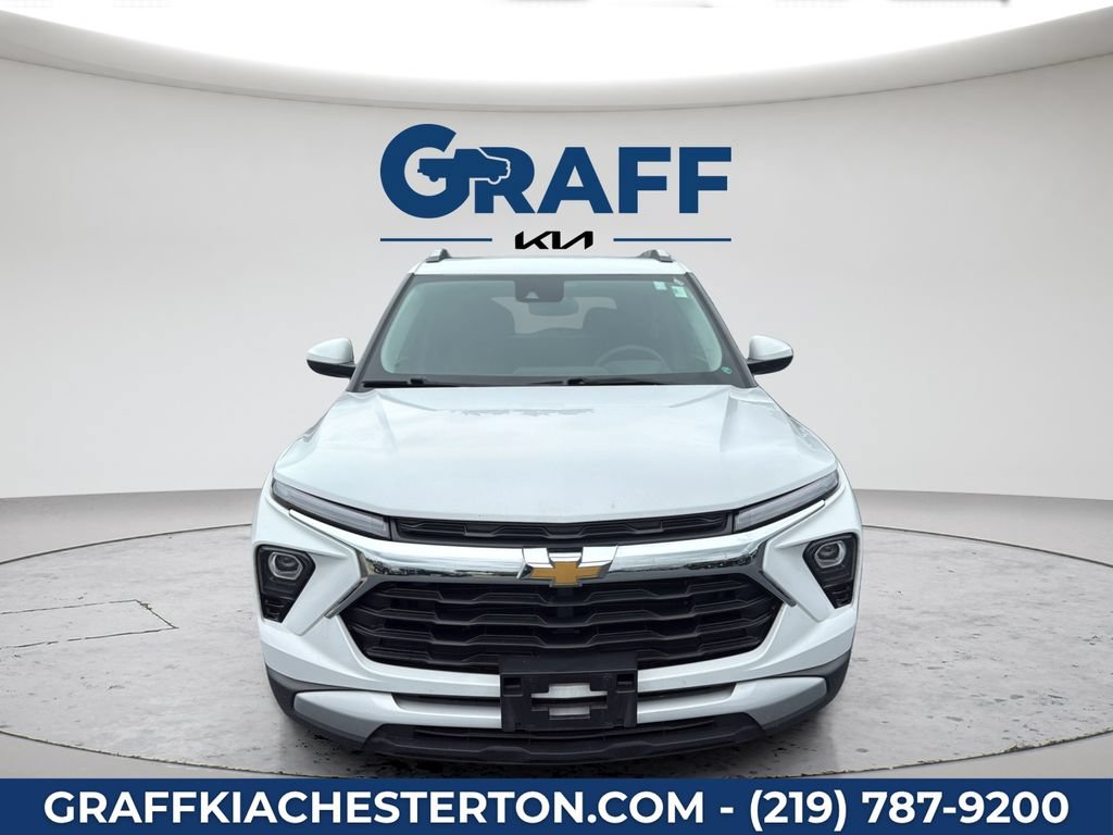 Used 2025 Chevrolet TrailBlazer LT AWD/4WD image 12