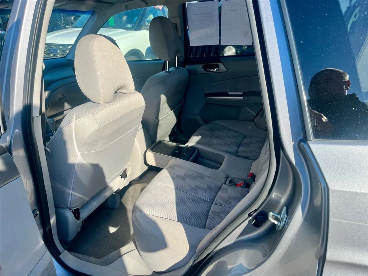 Used 2010 Subaru Forester 2.5X Premium image 13