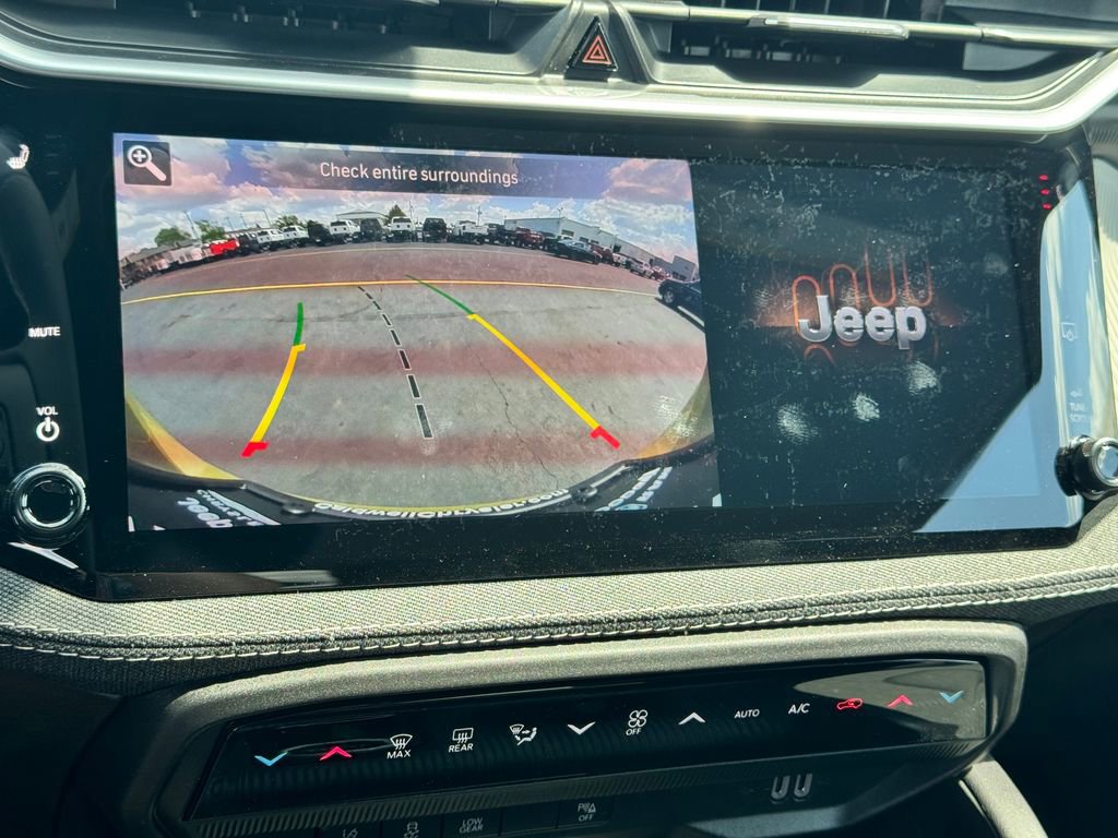 New 2026 Jeep Cherokee Laredo AWD/4WD image 26