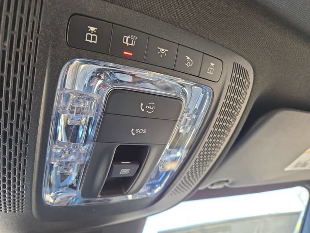 New 2026 Mercedes-Benz GLB 250 4MATIC image 19
