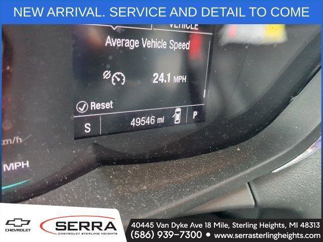 Used 2021 Chevrolet Trax LT w/ LT Convenience Package image 2