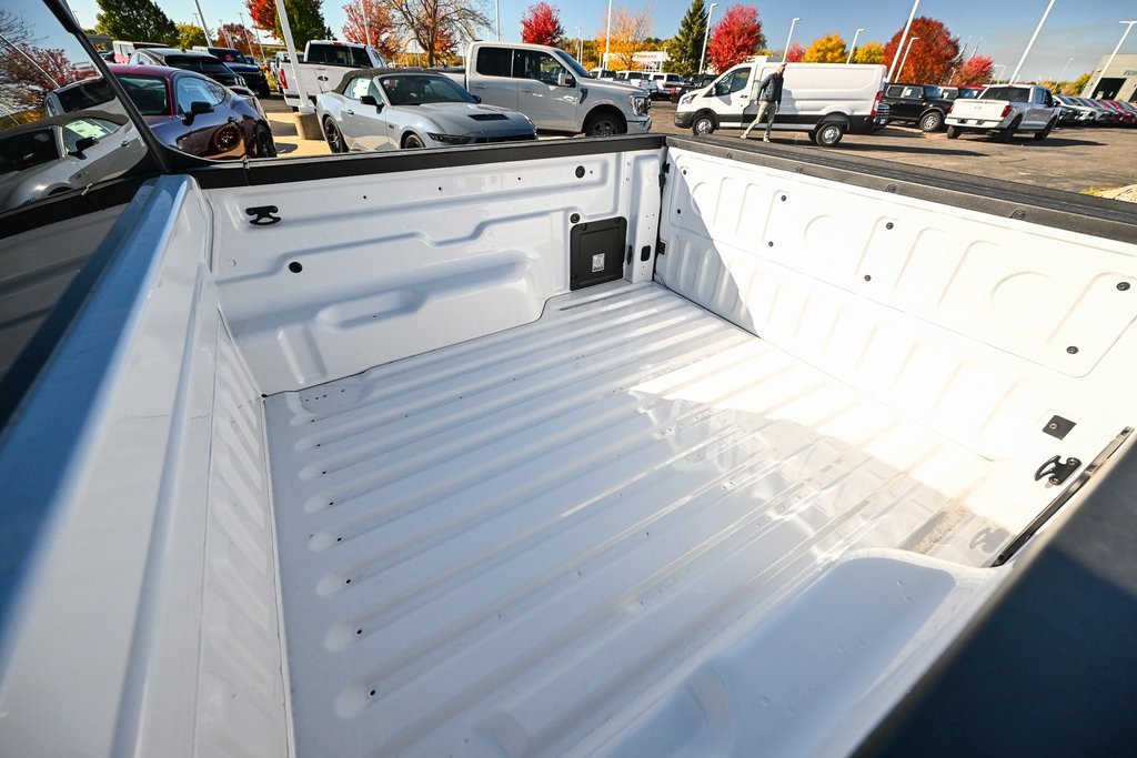 New 2025 Ford Maverick XL w/ Equipment Group 101A image 13