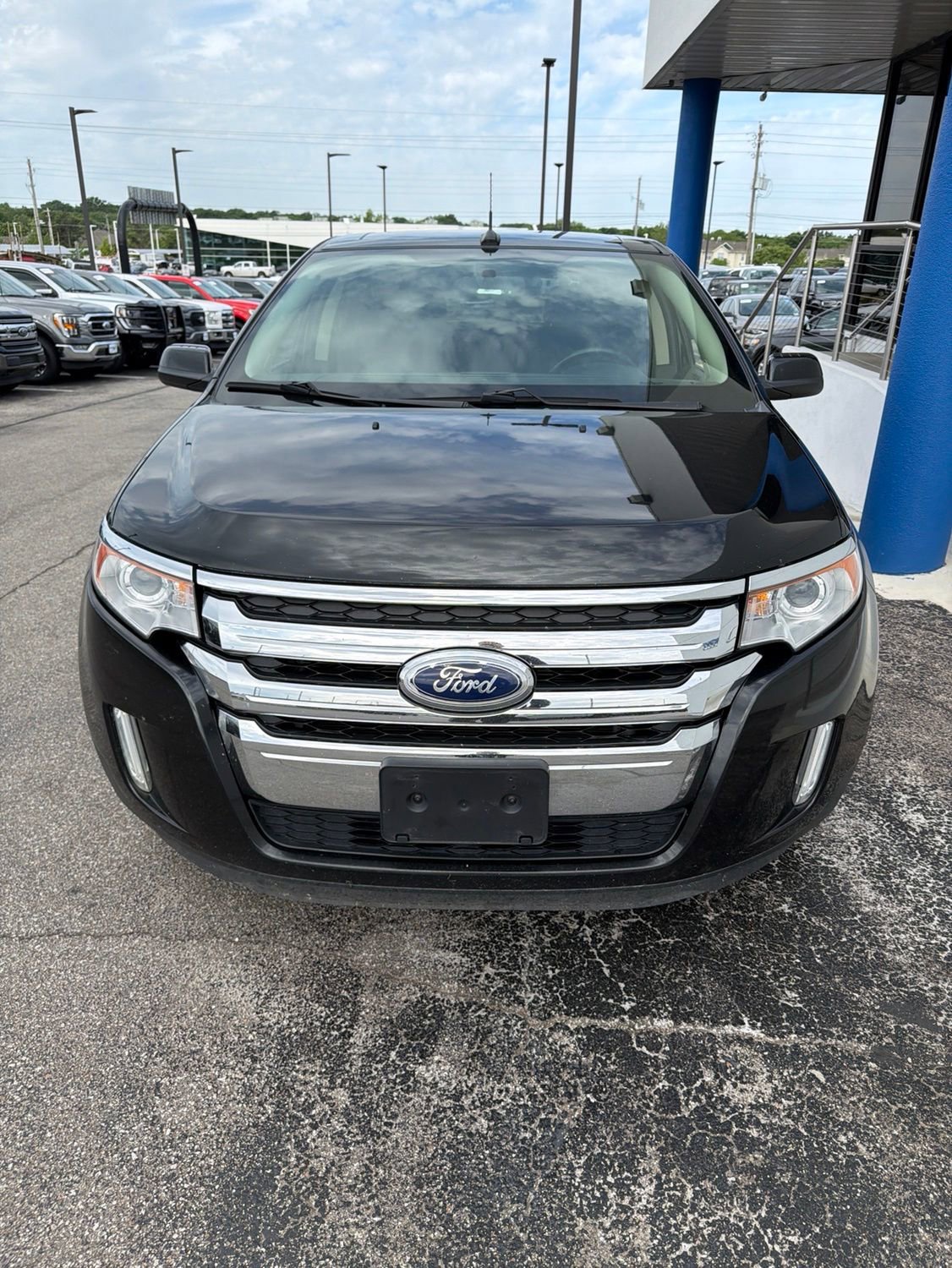 Used 2014 Ford Edge Limited w/ Equipment Group 301A AWD/4WD image 3