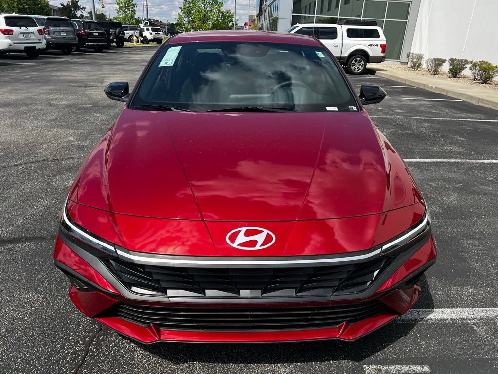 New 2026 Hyundai Elantra Sport FWD image 16