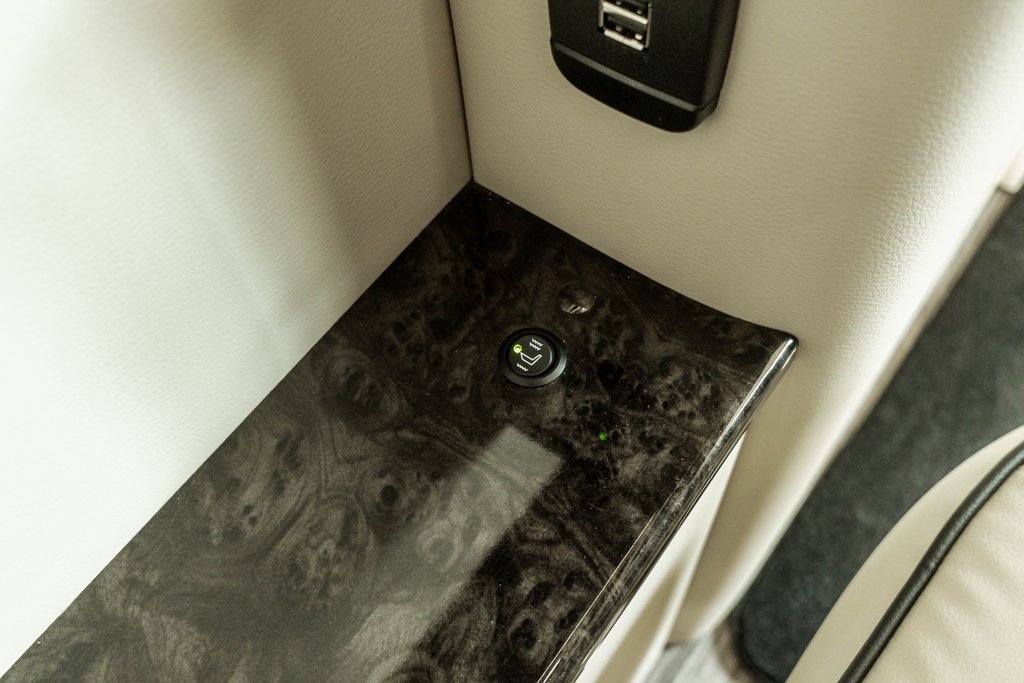 Used 2022 Mercedes-Benz Sprinter 3500 image 28