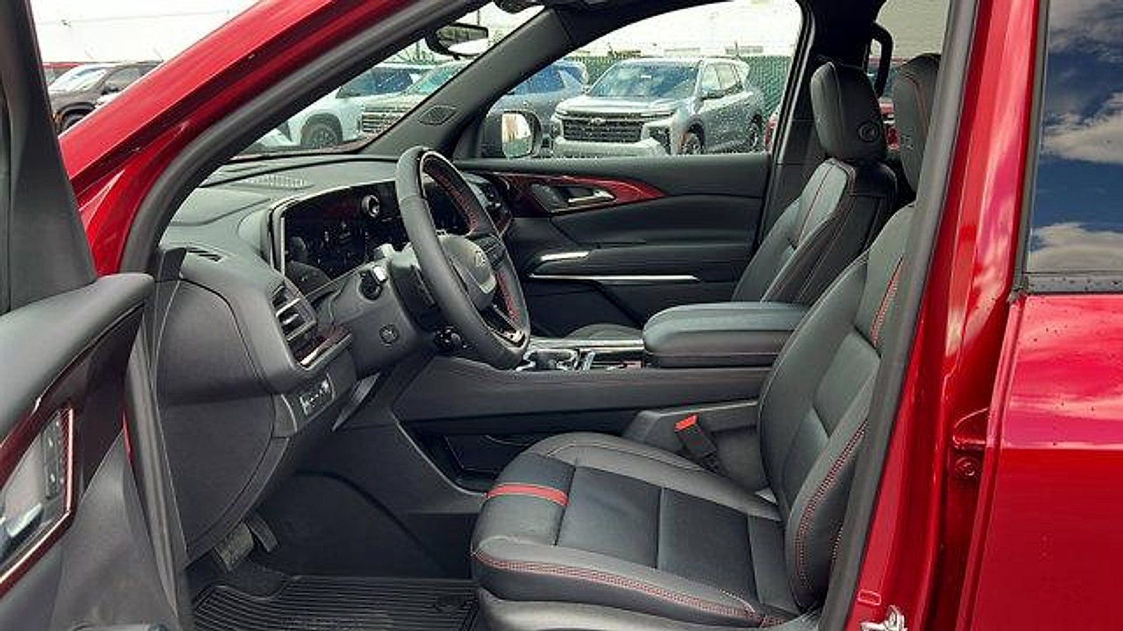 New 2026 Chevrolet Traverse RS image 33