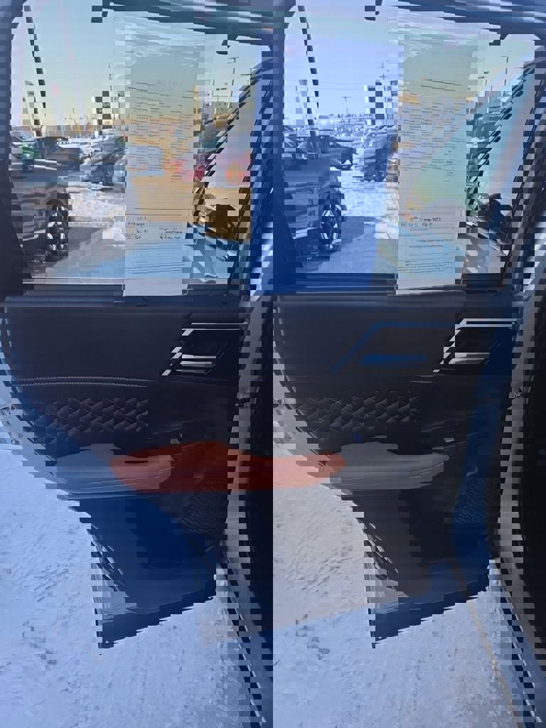 Used 2023 Mitsubishi Outlander SEL image 24