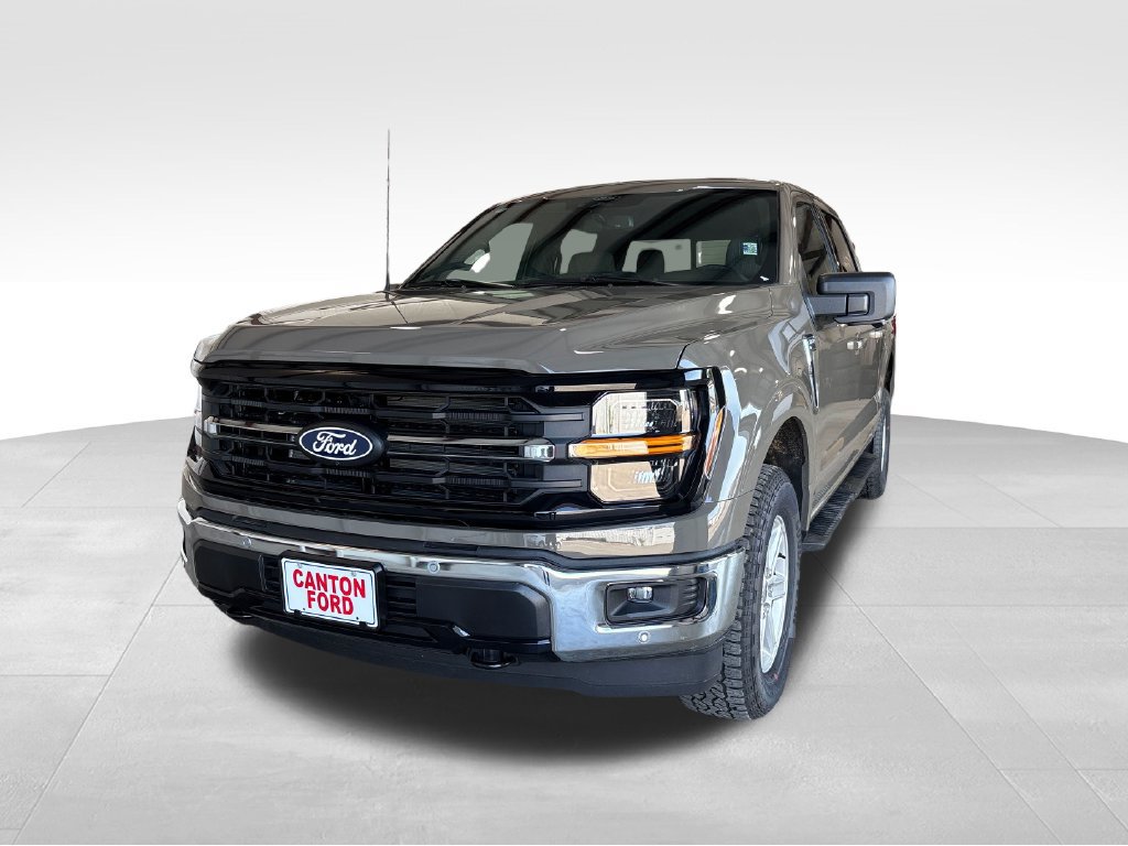 New 2026 Ford F150 XLT w/ Equipment Group 302A MID