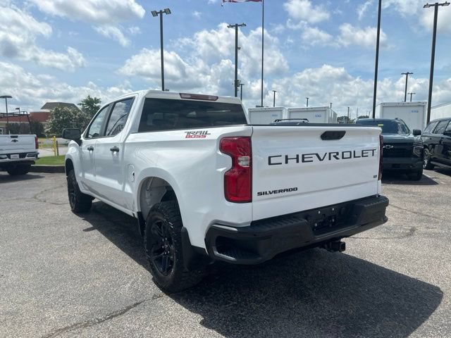 Used 2023 Chevrolet Silverado 1500 LT Trail Boss w/ LPO, Dark Essentials Package AWD/4WD image 5