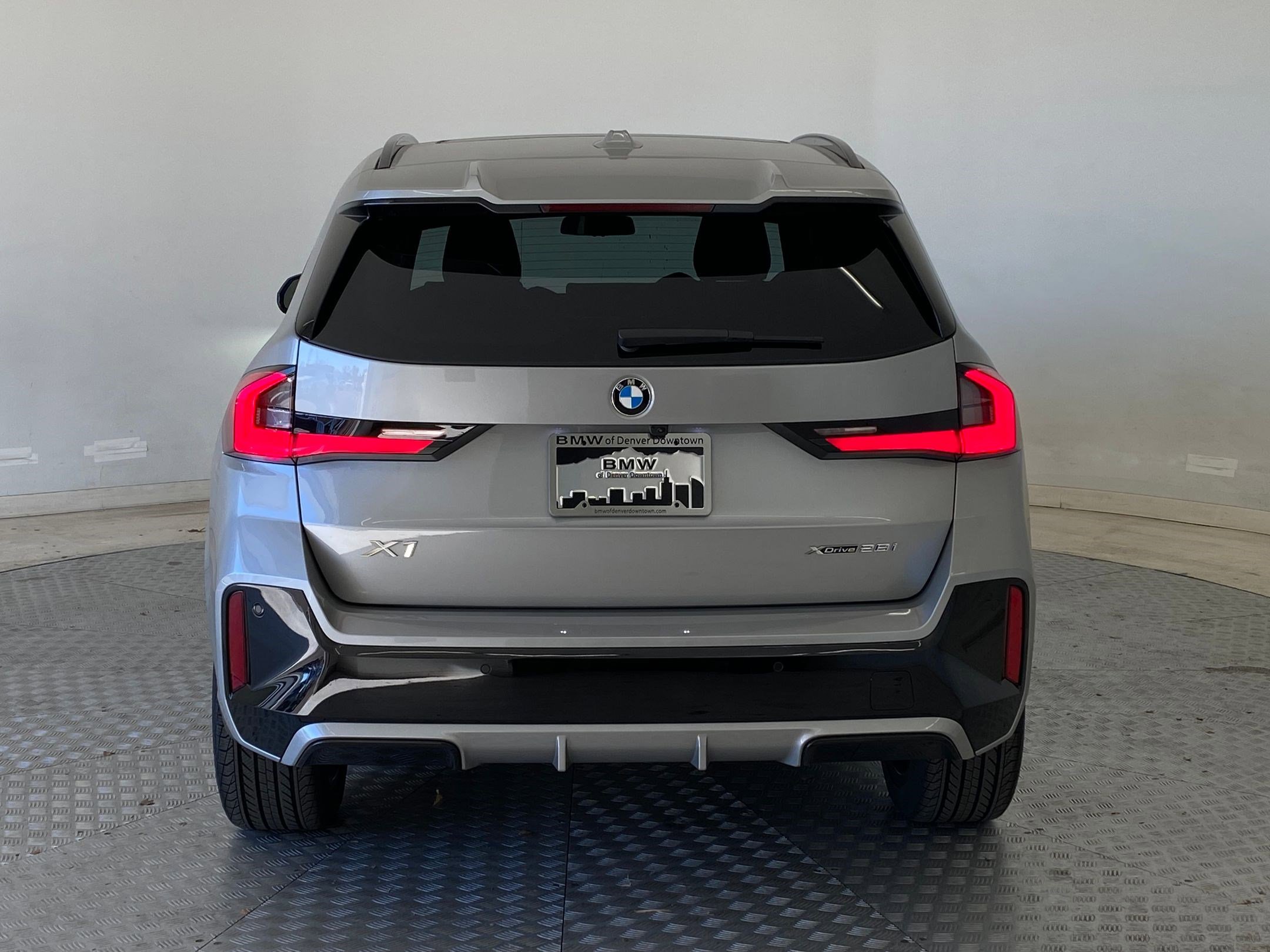 New 2026 BMW X1 xDrive28i w/ M Sport Package AWD/4WD image 10