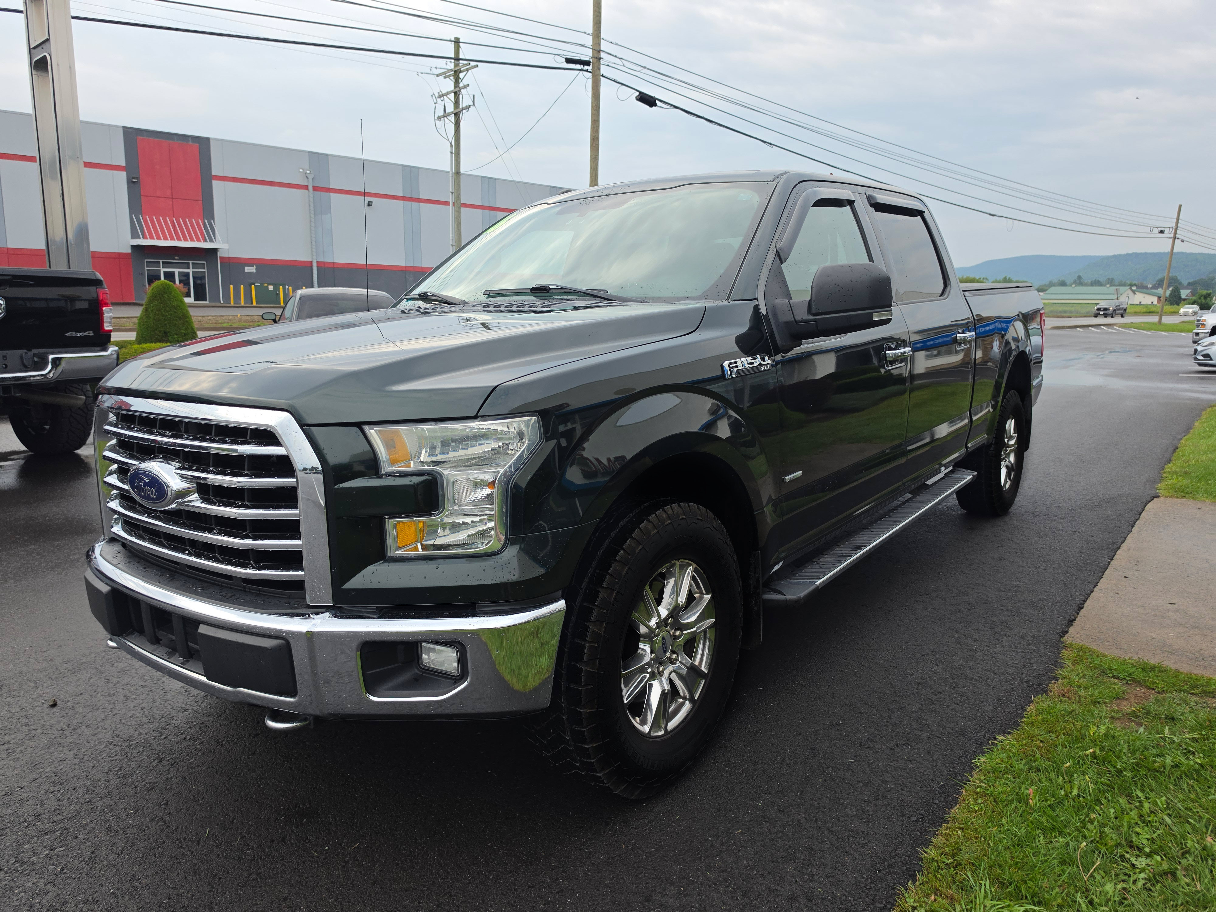 Used 2016 Ford F150 XLT w/ Equipment Group 301A Mid AWD/4WD image 7