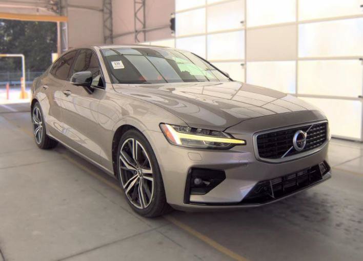 Used 2019 Volvo S60 T5 R-Design FWD image 3