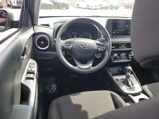 Used 2023 Hyundai Kona SEL image 11