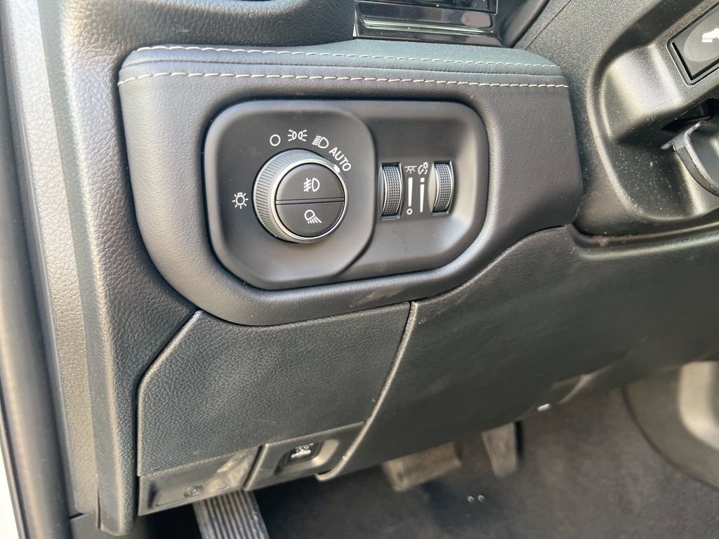 New 2026 RAM 2500 Limited image 25