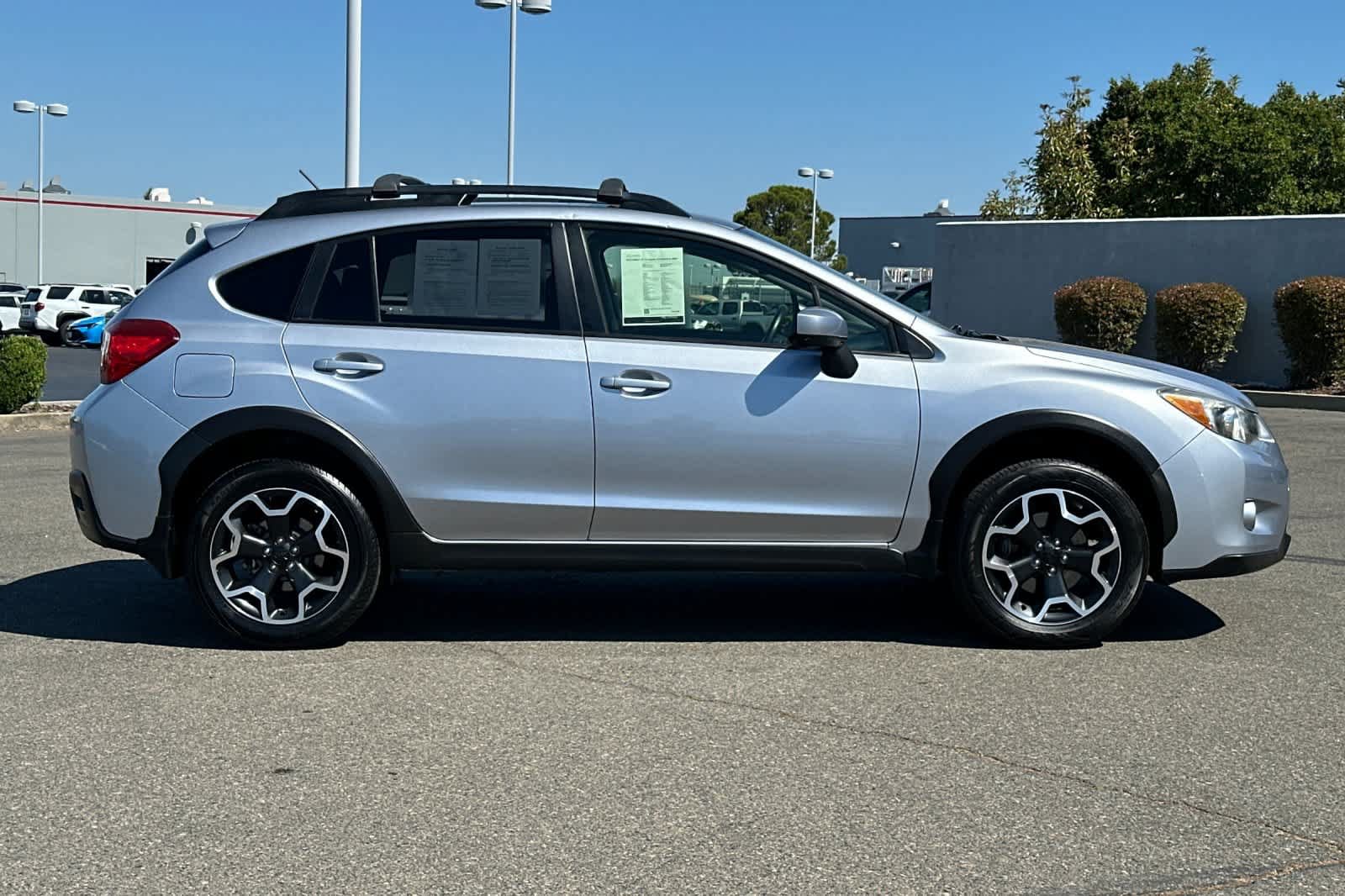 Used 2015 Subaru Crosstrek 2.0i Premium w/ Moonroof Package AWD/4WD image 6
