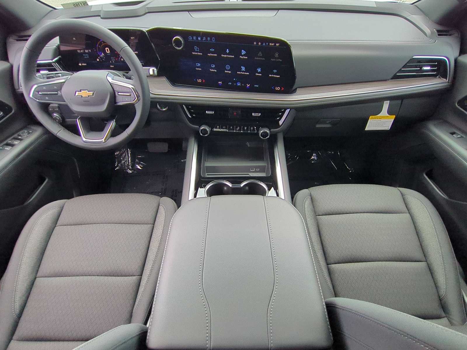 New 2026 Chevrolet Suburban LS RWD image 13