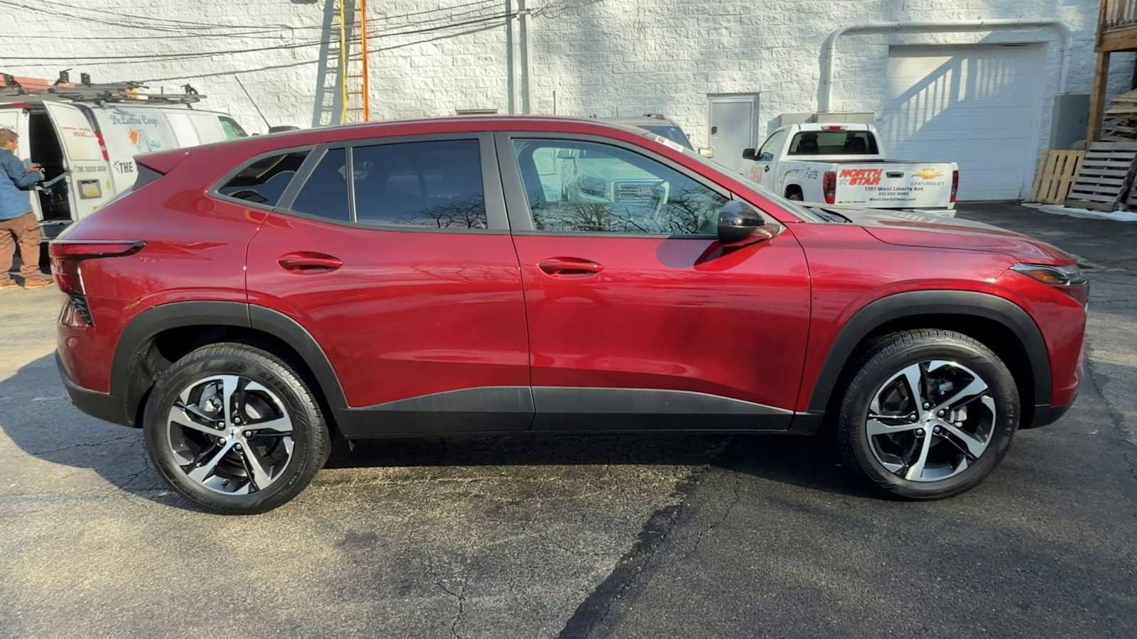 Used 2024 Chevrolet Trax RS w/ Driver Confidence Package image 9