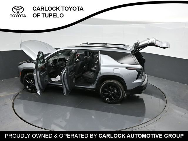 Used 2025 Chevrolet Traverse RS w/ LPO, Cargo Package FWD image 70