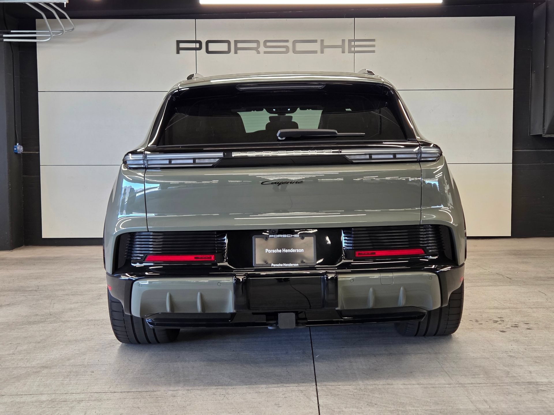 New 2026 Porsche Cayenne Electric AWD/4WD image 7