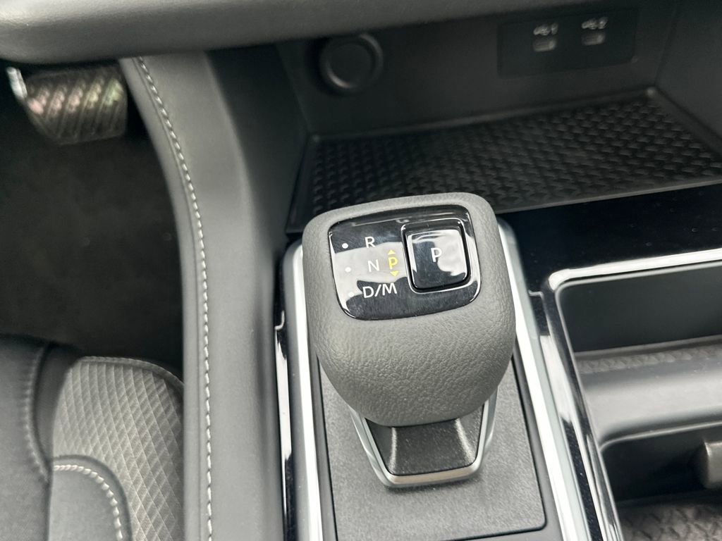 New 2026 Nissan Pathfinder SV image 25