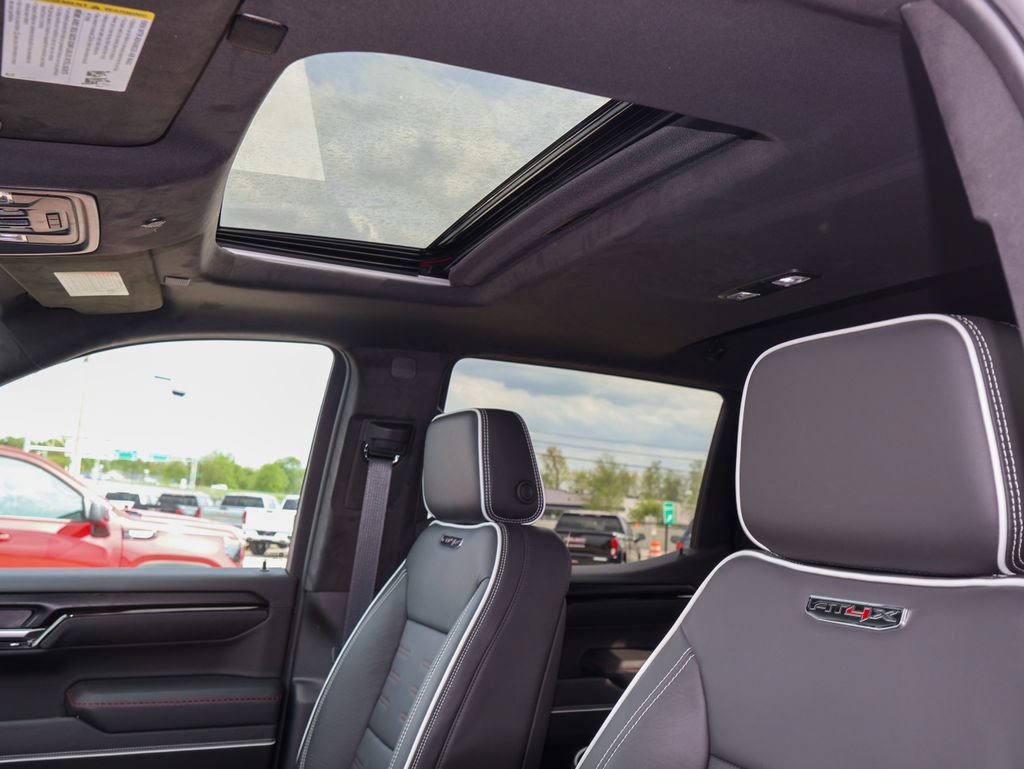 New 2026 GMC Sierra 1500 AT4X AWD/4WD image 9