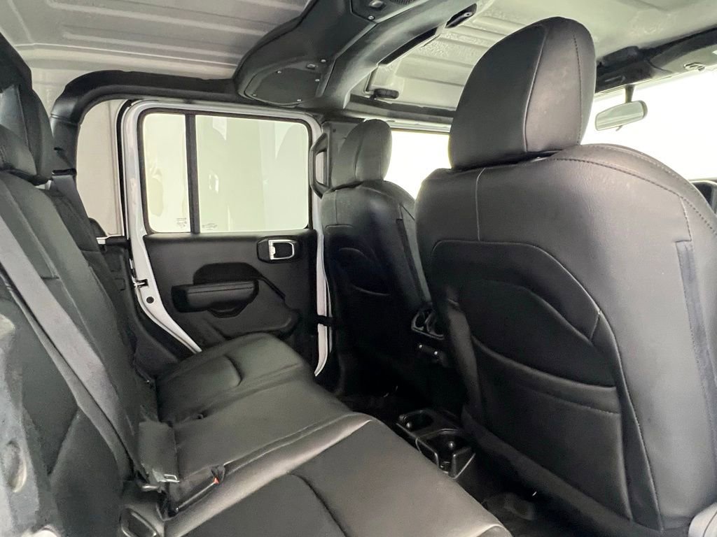 Used 2024 Jeep Gladiator Sport image 8