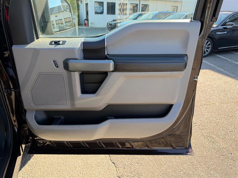 Used 2019 Ford F150 XLT image 35