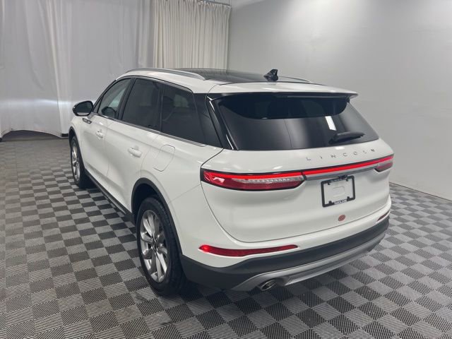 Certified 2022 Lincoln Corsair AWD w/ Premium Package image 6