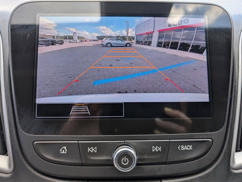 Used 2024 Chevrolet Malibu LT image 14