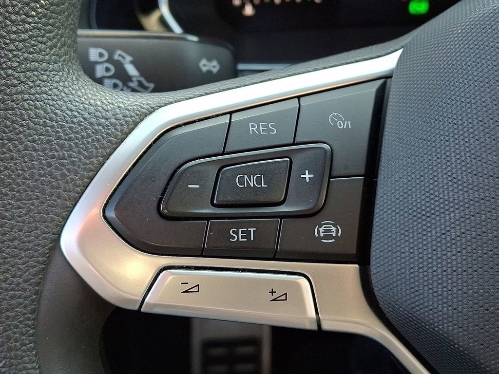 Used 2023 Volkswagen Jetta Sport FWD image 21