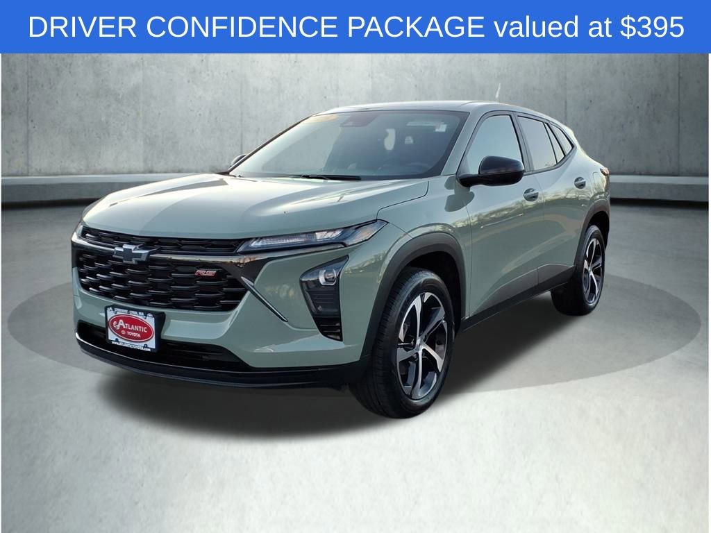 Used 2024 Chevrolet Trax RS w/ Driver Confidence Package image 3