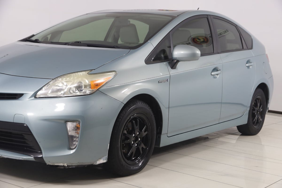 Used 2014 Toyota Prius Two FWD image 36
