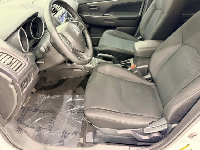 Used 2015 Mitsubishi Outlander Sport ES image 29