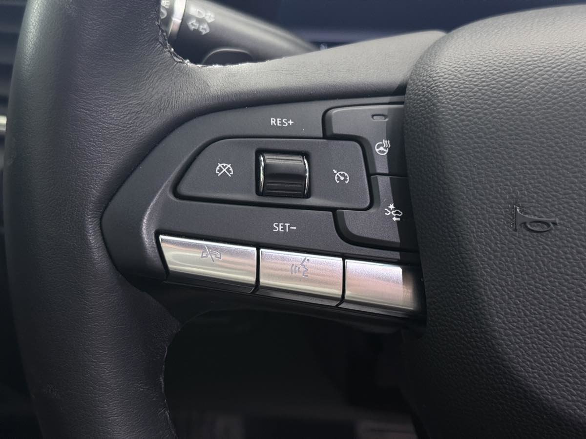 Used 2025 Cadillac CT4 Premium Luxury image 47