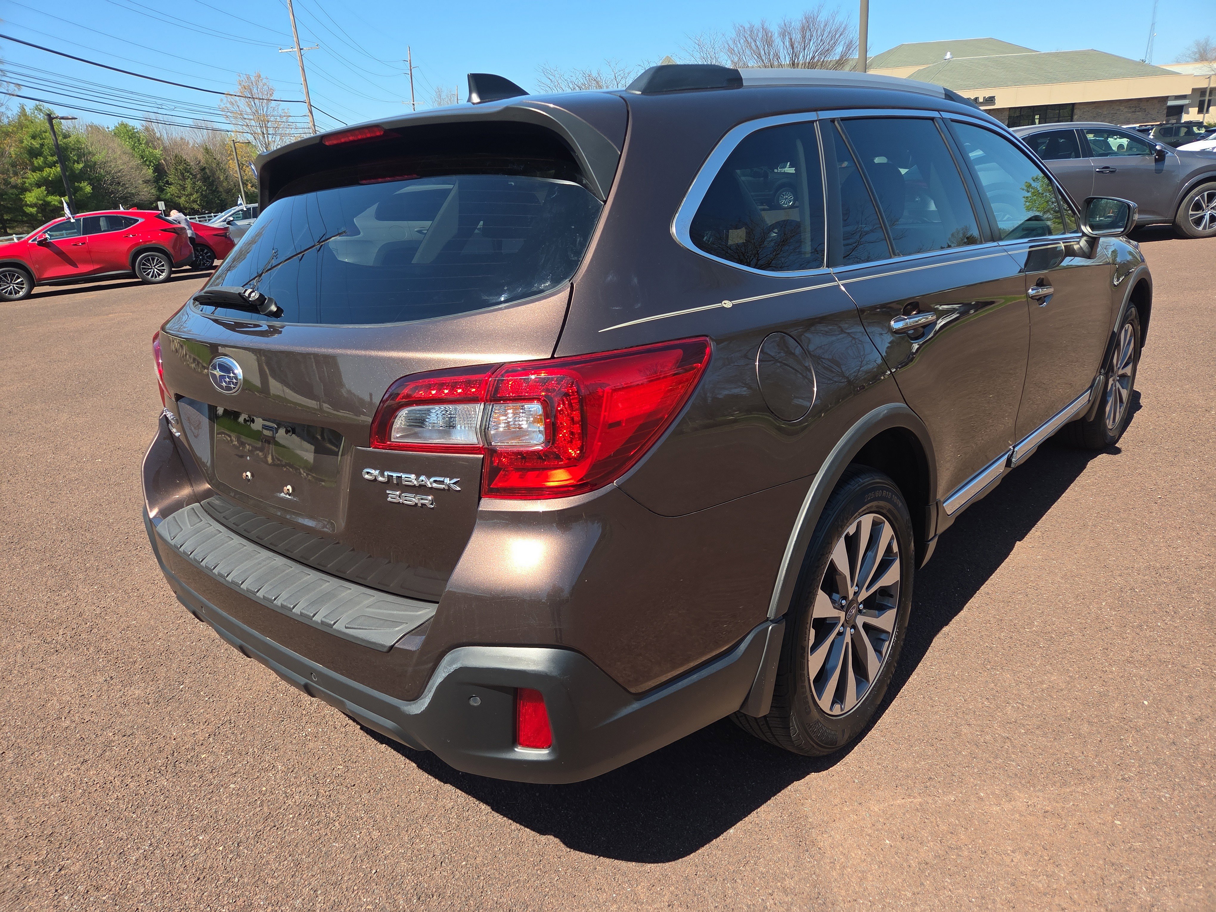 Used 2019 Subaru Outback 3.6R Touring w/ Protection Package #1 image 3
