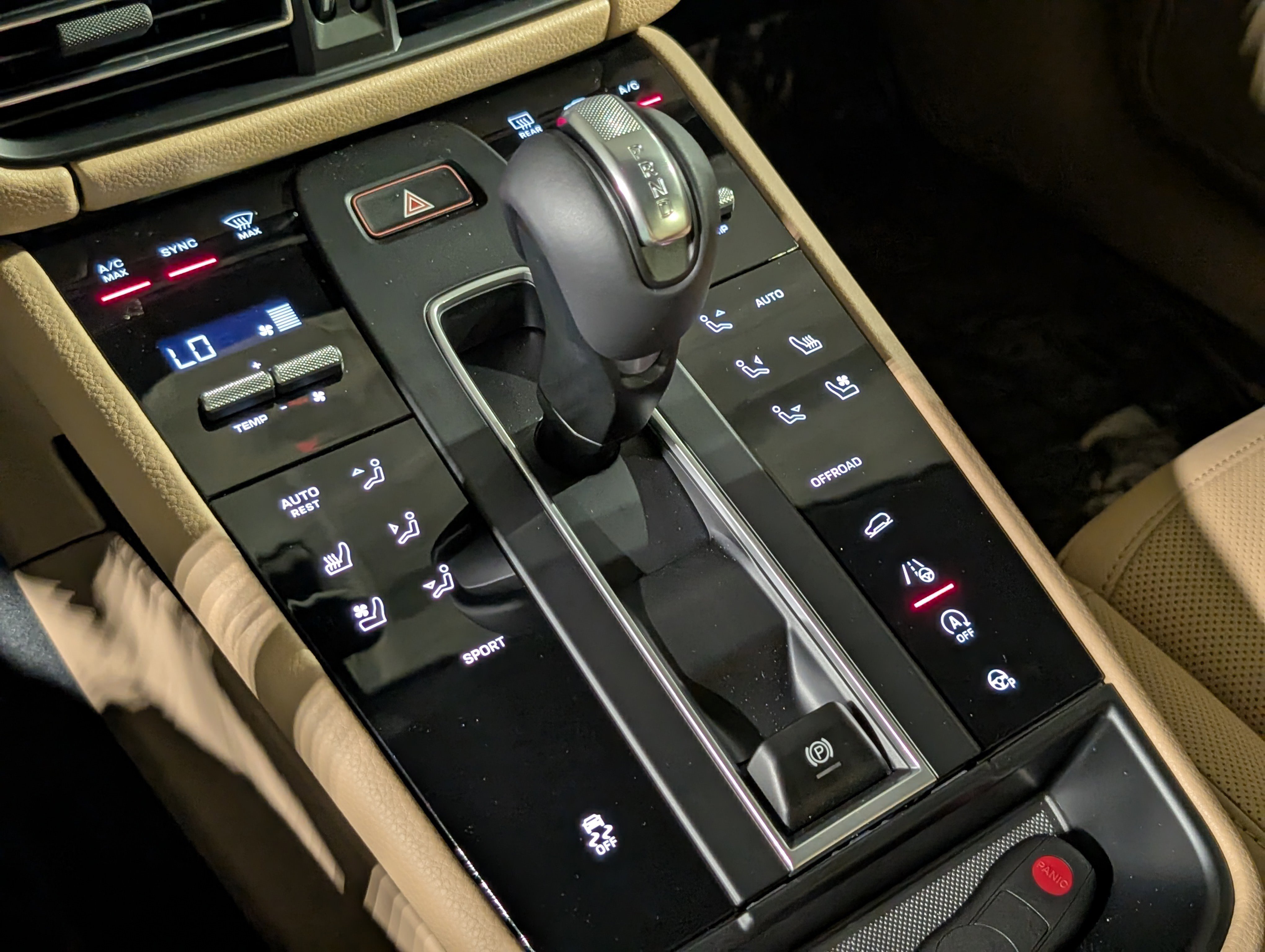 New 2026 Porsche Macan image 38