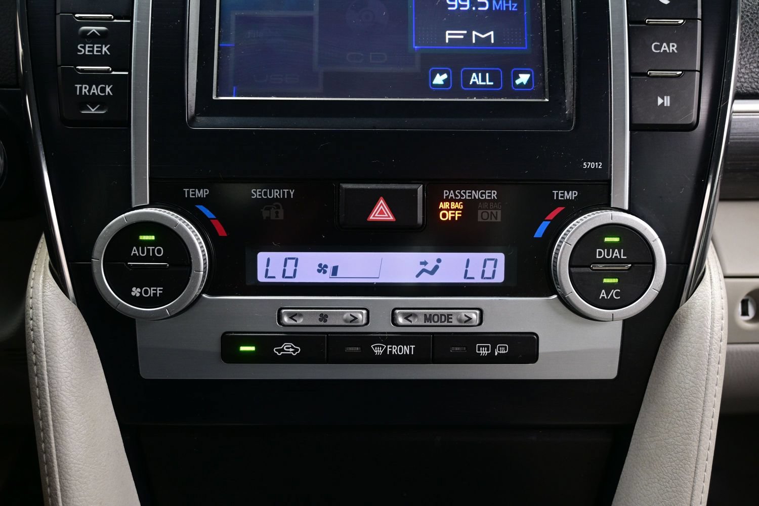 Used 2012 Toyota Camry XLE FWD image 19