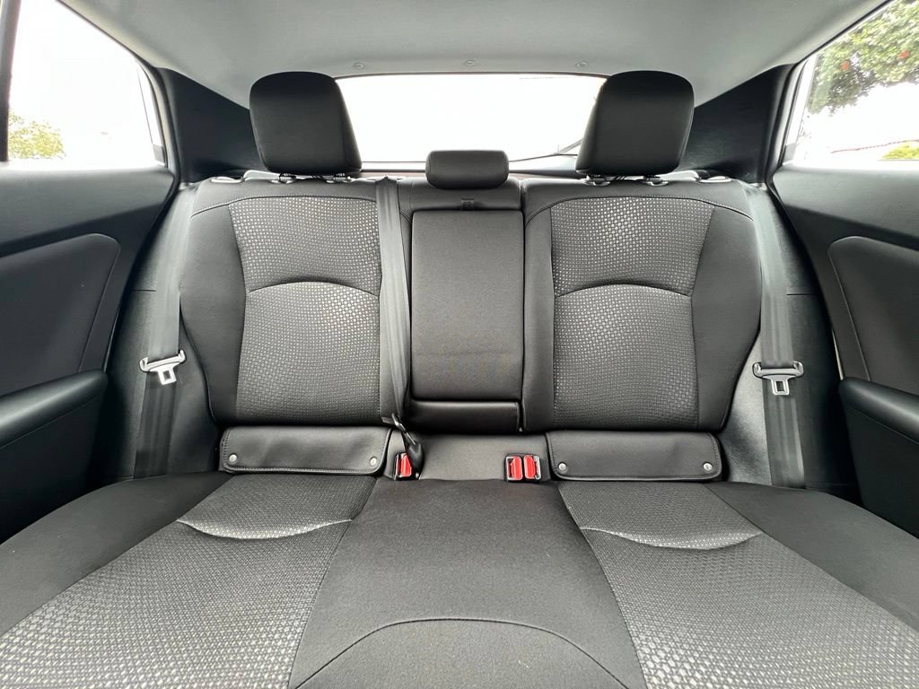 Certified 2022 Toyota Prius LE FWD image 13