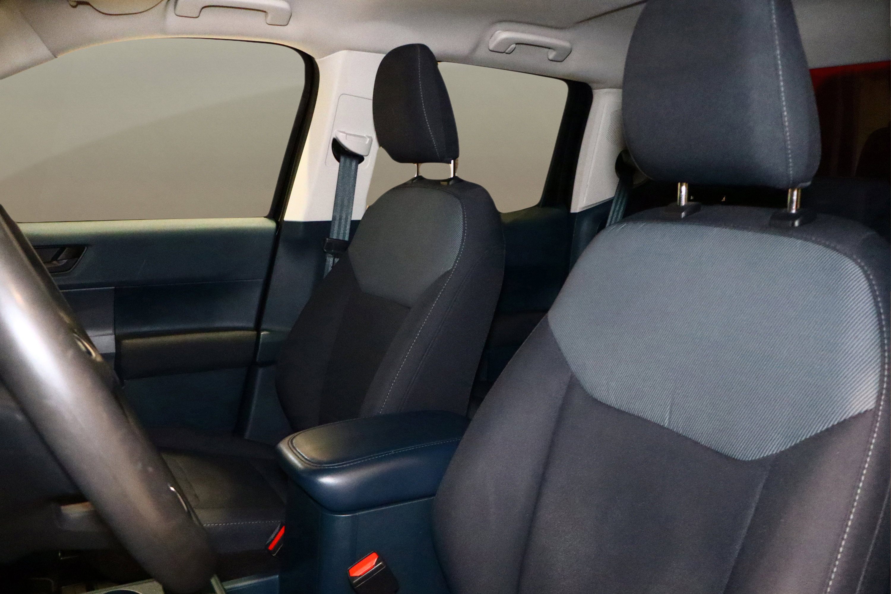 Used 2022 Ford Maverick XL image 12