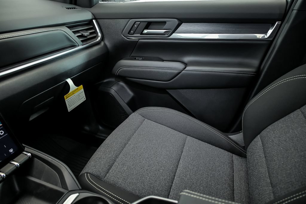 New 2027 GMC Terrain Elevation w/ LPO, Floor Liner Package AWD/4WD image 16