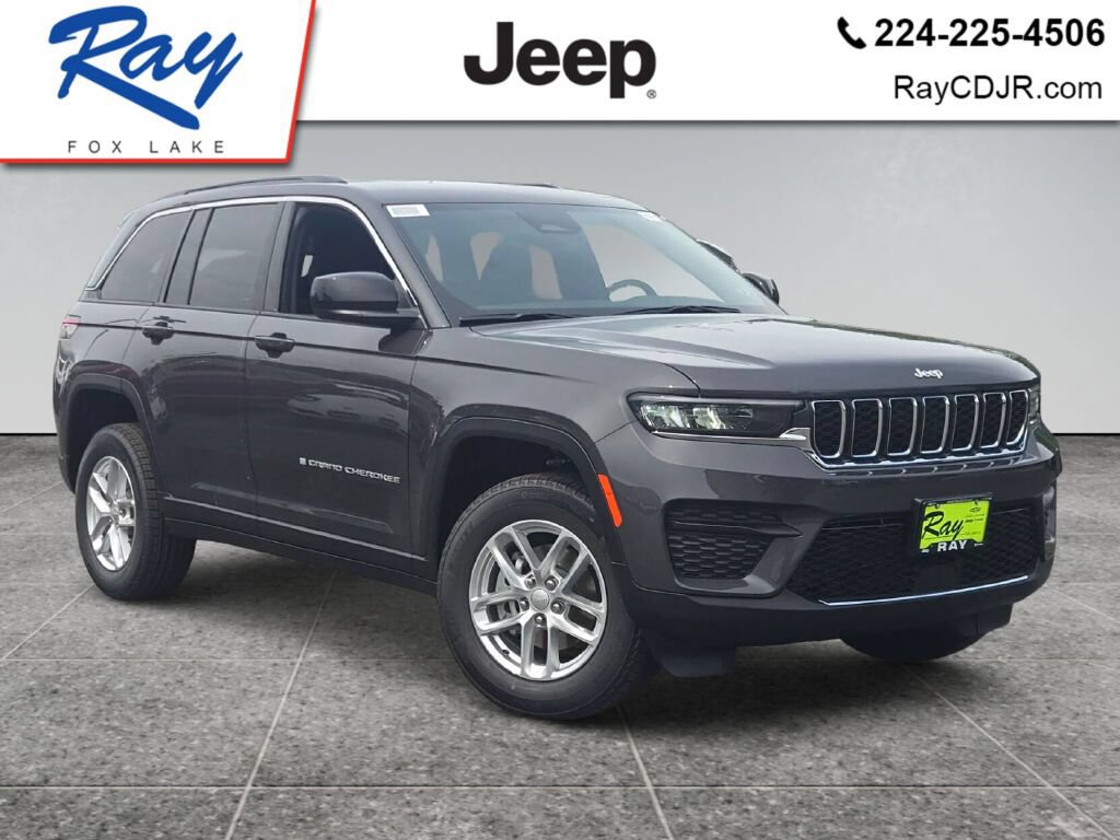 New 2026 Jeep Grand Cherokee Laredo AWD/4WD image 1